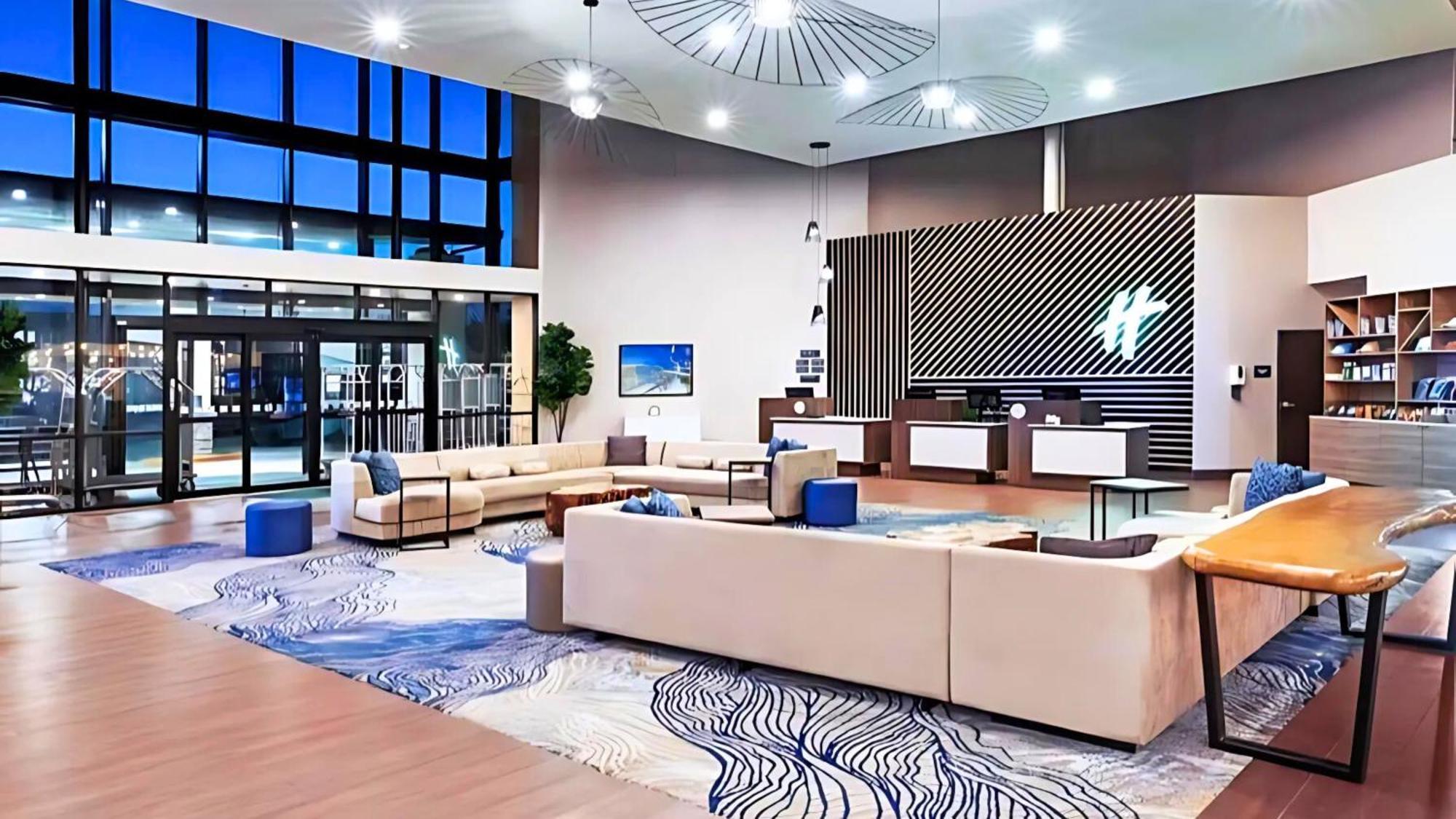 Holiday Inn Resort South Padre Island-Beach Front By Ihg Exterior photo